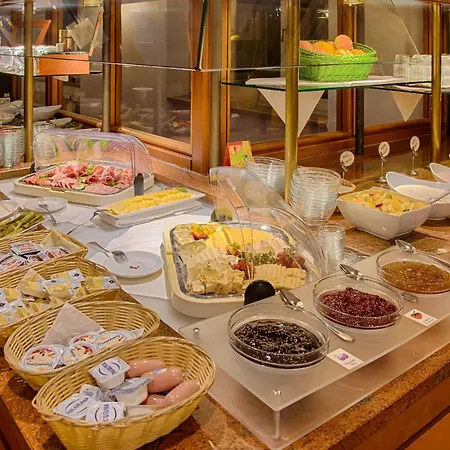 Fuersteneck Hotel 4*