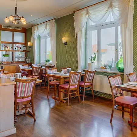 Fuersteneck 4* Бернбург