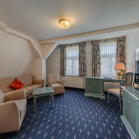 Fuersteneck Hotel 4*