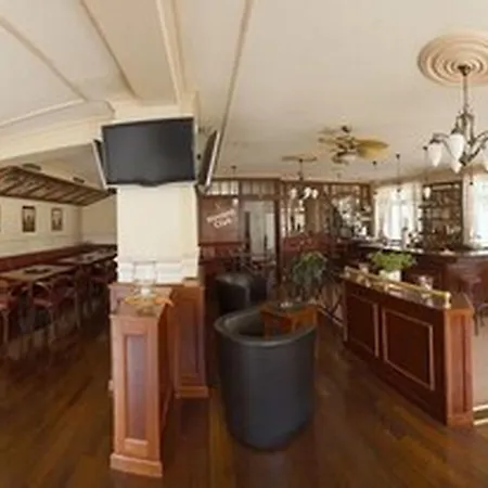 Fuersteneck 4* برنبورغ