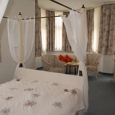 Hotel Fürsteneck 4*