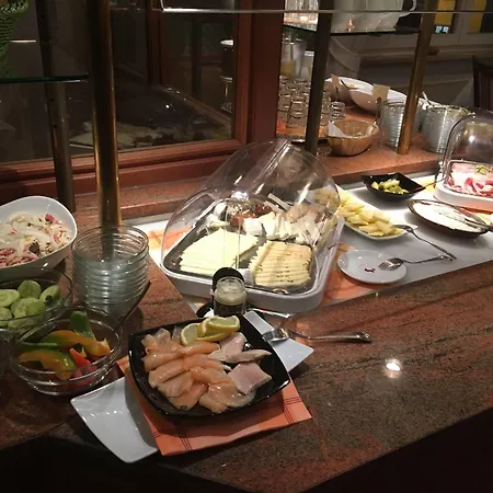 Fuersteneck 4* Бернбург