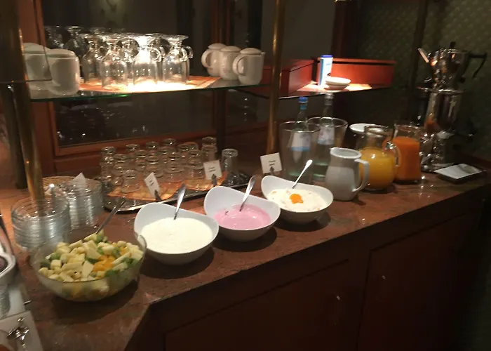 ホテル Fuersteneck ベルンブルク