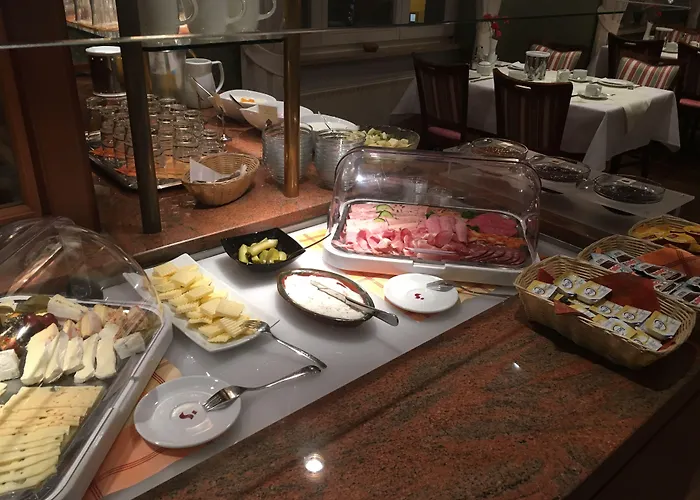 Hotel Fuersteneck 4*